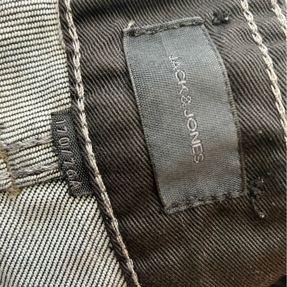 Jack & Jones Jean Shorts - Picture 4 of 6